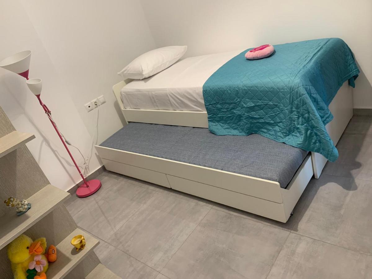 Paradise House * לרפטרה